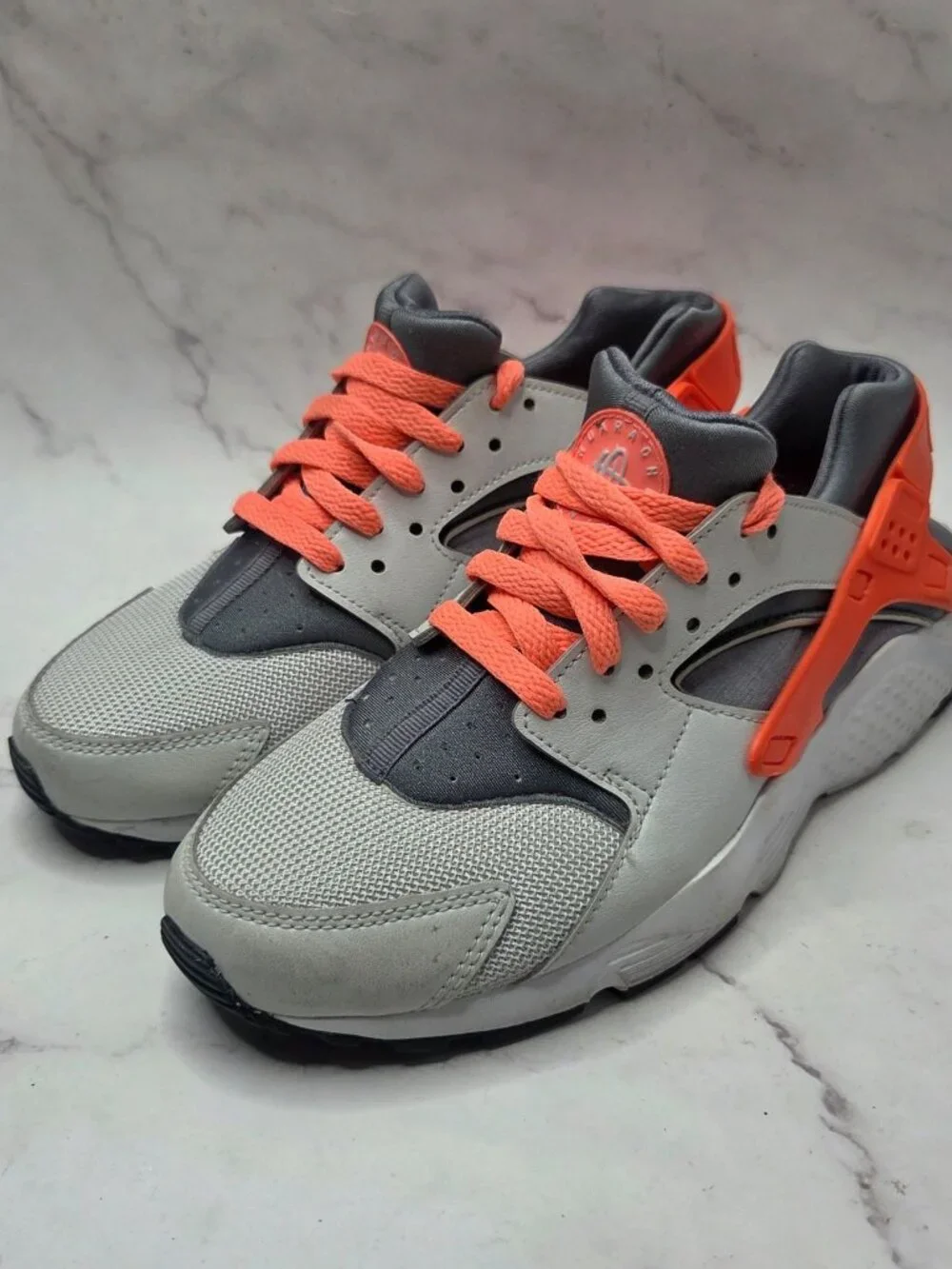 Nike Huarache Run Shoes Lace-Up Snearks Grey Orange 654280-010 Girls 6.5Y